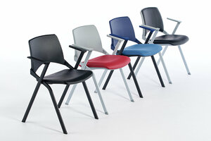 Unsere Toledo AL SP können in Stuhlreihen gestellt werden